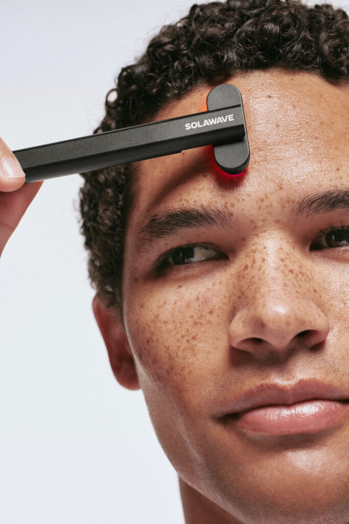 solawave-male-model