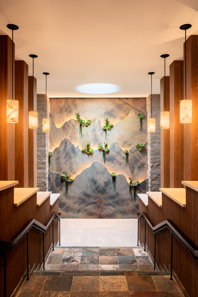 Grand-Hyatt-Scottsdale-Resort-Spa-Entrance-Way